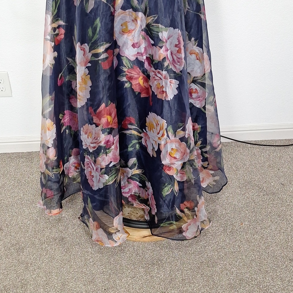 Eliza J Floral Romantic Whimsigoth Sleeveless V-Neck Ball Maxi Gown Dress Size 4 - Picture 7 of 13